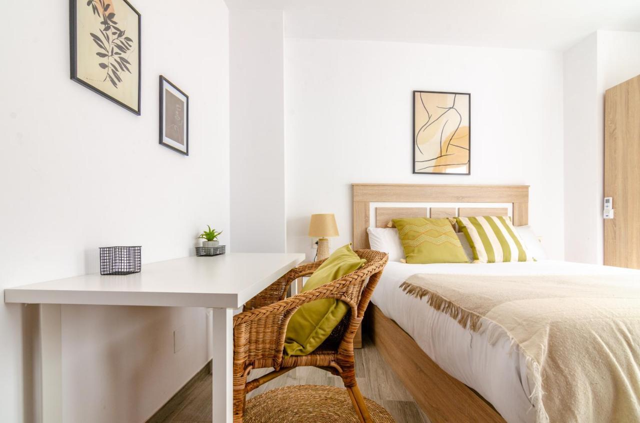 Wintowinrentals Your Home Steps From The Center Málaga Buitenkant foto