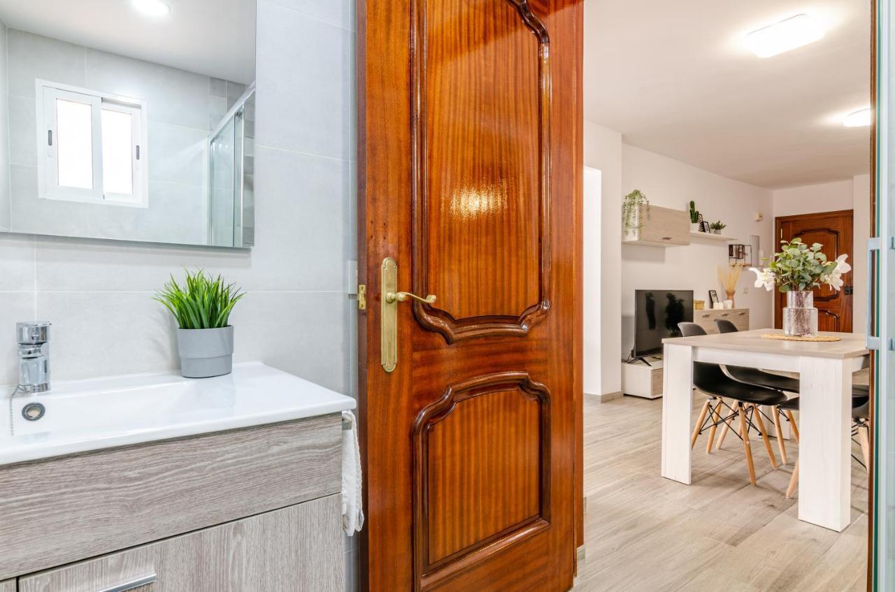 Wintowinrentals Your Home Steps From The Center Málaga Buitenkant foto