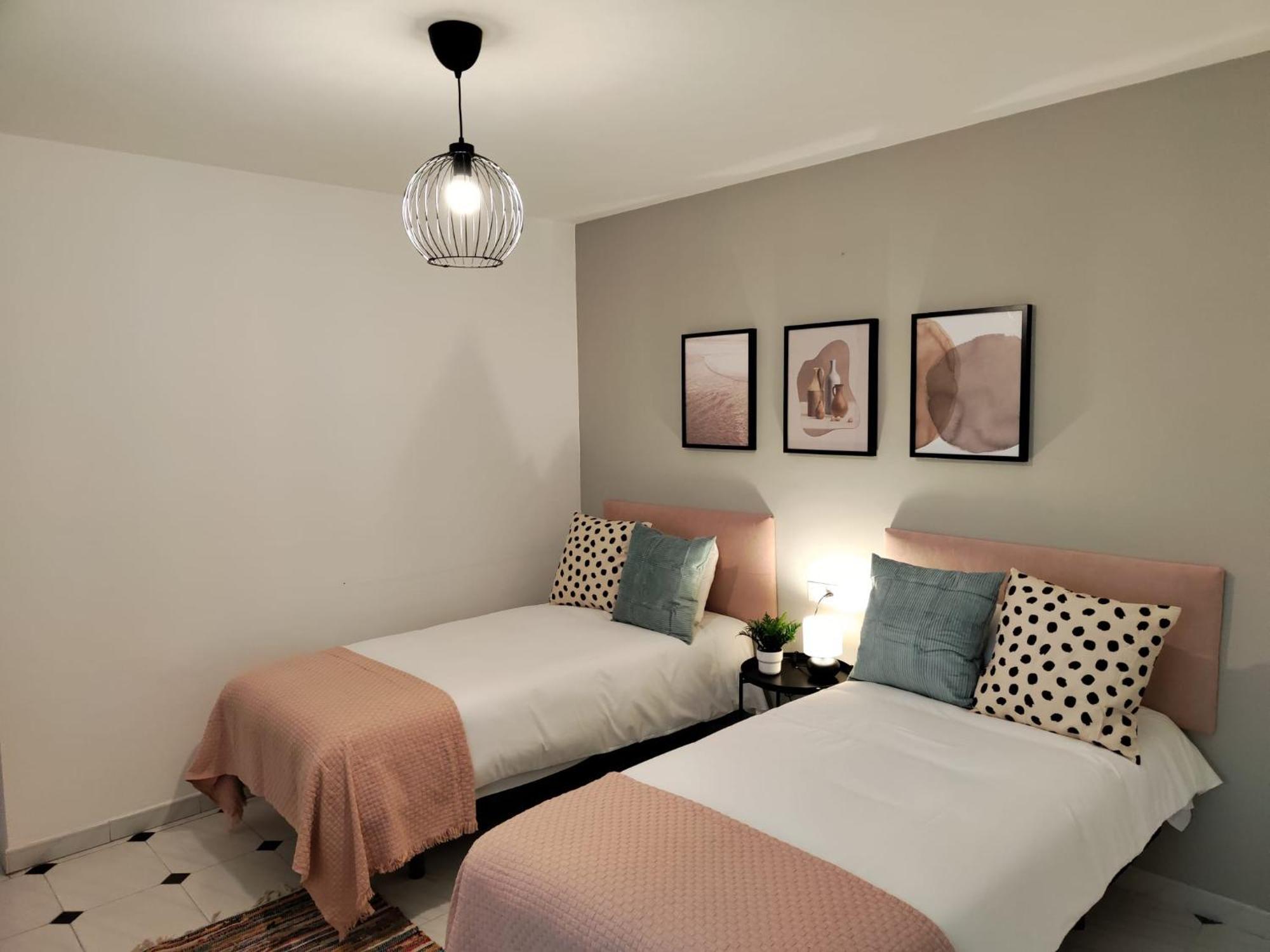 Wintowinrentals Your Home Steps From The Center Málaga Buitenkant foto