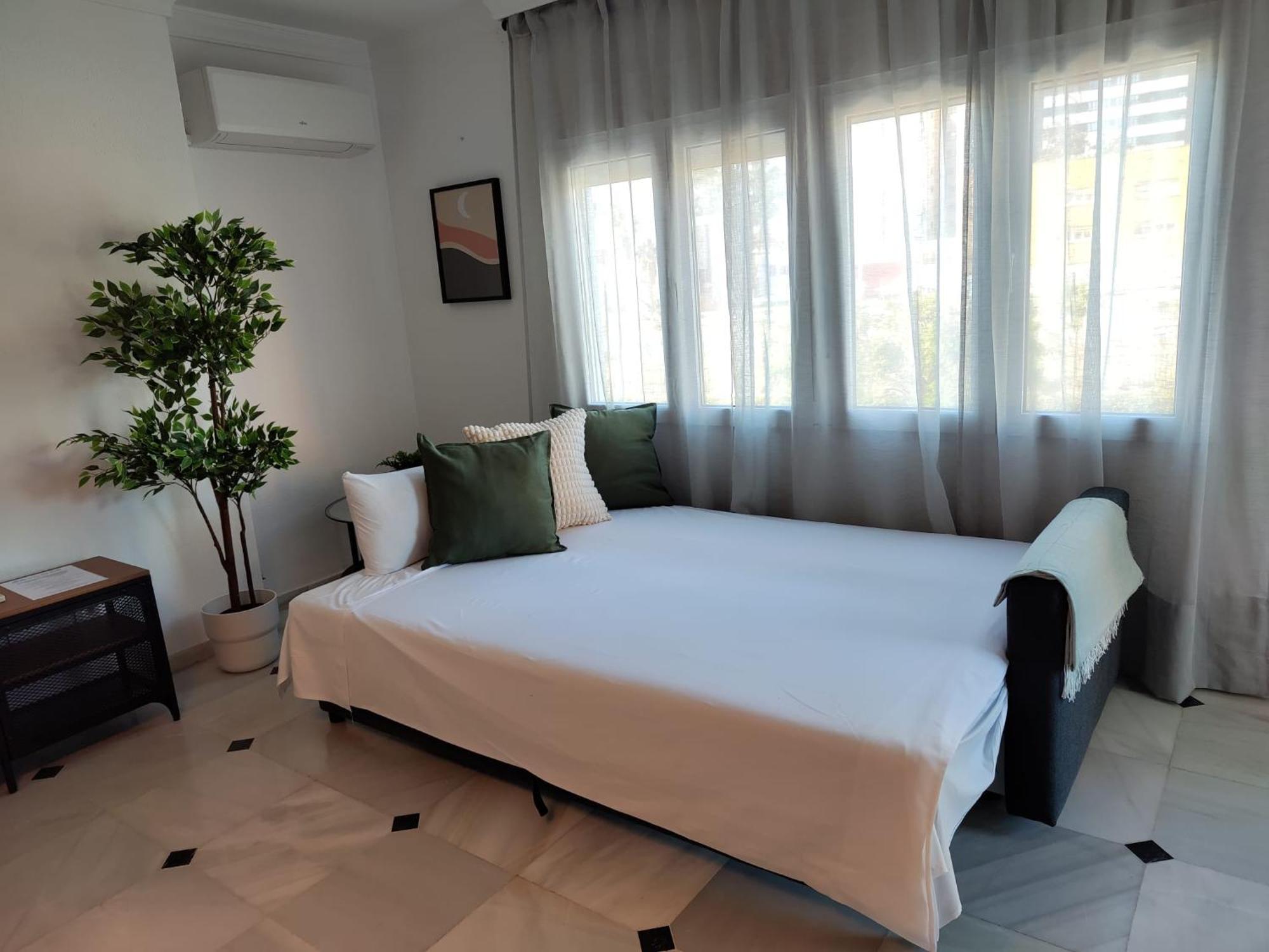 Wintowinrentals Your Home Steps From The Center Málaga Buitenkant foto